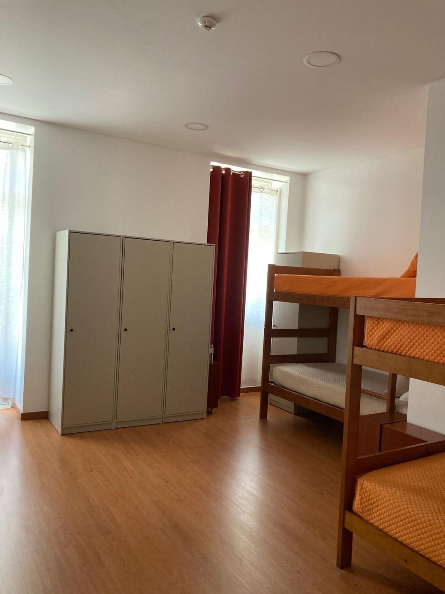Russo'S Hostel Setubal Luaran gambar